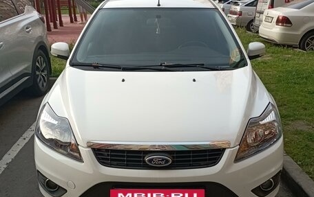 Ford Focus II рестайлинг, 2011 год, 700 000 рублей, 2 фотография