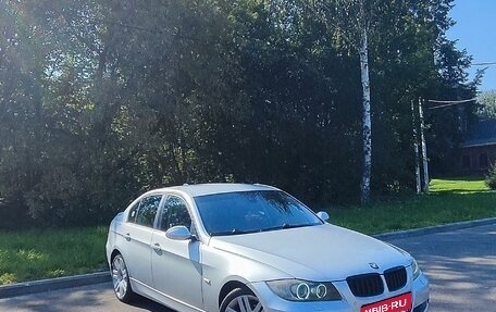 BMW 3 серия, 2005 год, 1 050 000 рублей, 1 фотография