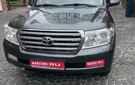 Toyota Land Cruiser 200, 2009 год, 3 300 000 рублей, 1 фотография