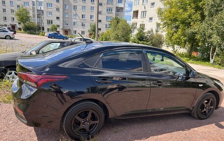 Hyundai Solaris II рестайлинг, 2018 год, 1 400 000 рублей, 4 фотография