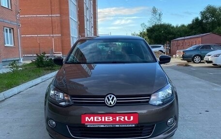 Volkswagen Polo VI (EU Market), 2014 год, 1 140 000 рублей, 2 фотография