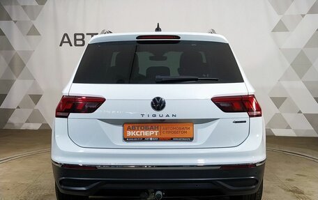 Volkswagen Tiguan II, 2020 год, 3 499 000 рублей, 5 фотография