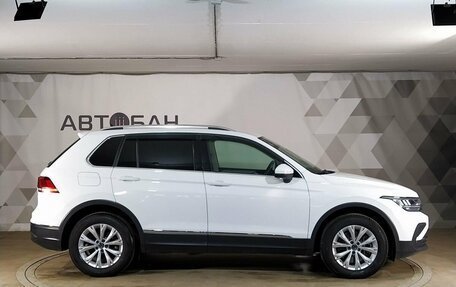 Volkswagen Tiguan II, 2020 год, 3 499 000 рублей, 6 фотография