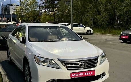 Toyota Camry, 2014 год, 2 050 000 рублей, 1 фотография