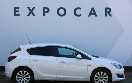 Opel Astra J, 2013 год, 977 000 рублей, 6 фотография