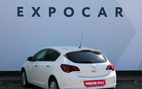 Opel Astra J, 2013 год, 977 000 рублей, 3 фотография