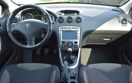 Peugeot 308 II, 2011 год, 539 000 рублей, 13 фотография