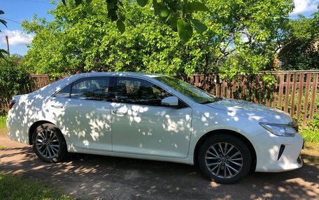 Toyota Camry, 2017 год, 2 350 000 рублей, 4 фотография