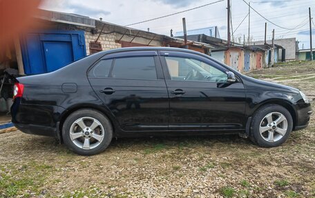 Volkswagen Jetta VI, 2010 год, 800 000 рублей, 4 фотография