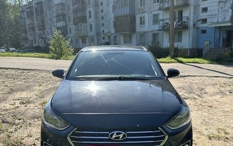 Hyundai Solaris II рестайлинг, 2019 год, 1 550 000 рублей, 2 фотография