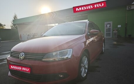 Volkswagen Jetta VI, 2012 год, 1 300 000 рублей, 1 фотография