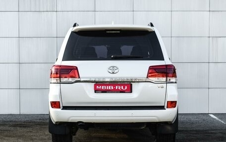 Toyota Land Cruiser 200, 2016 год, 5 999 000 рублей, 4 фотография