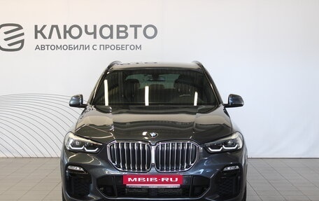 BMW X5, 2019 год, 6 135 000 рублей, 2 фотография