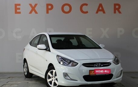 Hyundai Solaris II рестайлинг, 2012 год, 830 000 рублей, 3 фотография