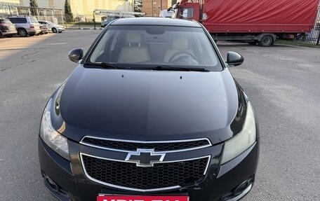 Chevrolet Cruze II, 2011 год, 650 000 рублей, 2 фотография