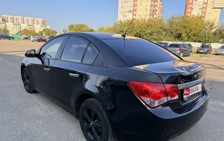 Chevrolet Cruze II, 2011 год, 650 000 рублей, 7 фотография