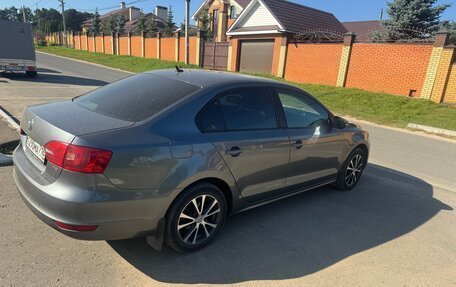 Volkswagen Jetta VI, 2013 год, 750 000 рублей, 4 фотография