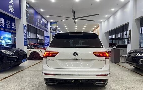 Volkswagen Tiguan II, 2021 год, 2 367 666 рублей, 4 фотография