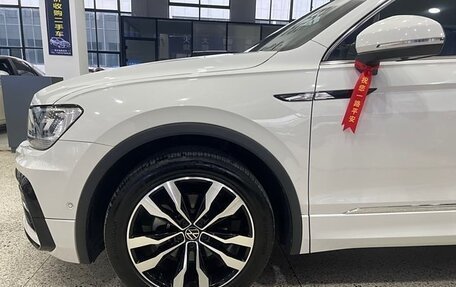 Volkswagen Tiguan II, 2021 год, 2 367 666 рублей, 7 фотография