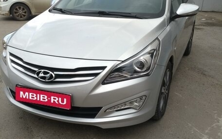 Hyundai Solaris II рестайлинг, 2015 год, 1 300 000 рублей, 8 фотография