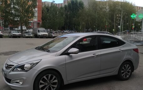 Hyundai Solaris II рестайлинг, 2015 год, 1 300 000 рублей, 22 фотография