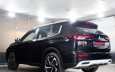 Mitsubishi Outlander, 2023 год, 5 950 000 рублей, 6 фотография