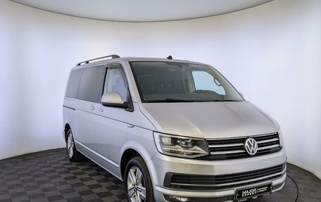 Volkswagen Multivan T6 рестайлинг, 2018 год, 3 950 000 рублей, 3 фотография