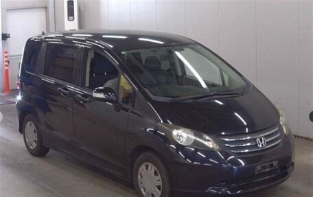 Honda Freed I, 2010 год, 780 000 рублей, 2 фотография