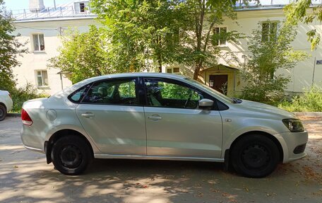 Volkswagen Polo VI (EU Market), 2011 год, 630 000 рублей, 4 фотография