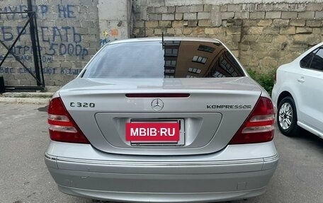 Mercedes-Benz C-Класс, 2004 год, 750 000 рублей, 2 фотография