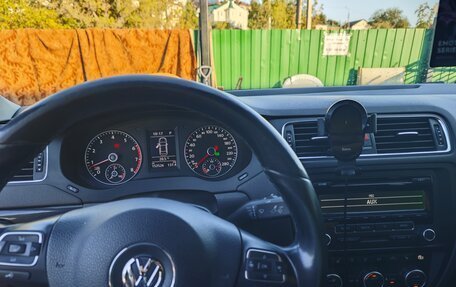 Volkswagen Jetta VI, 2012 год, 1 300 000 рублей, 6 фотография