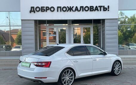 Skoda Superb III рестайлинг, 2016 год, 1 998 000 рублей, 7 фотография