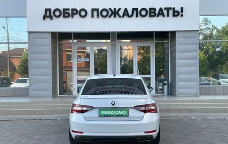 Skoda Superb III рестайлинг, 2016 год, 1 998 000 рублей, 6 фотография