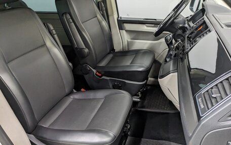 Volkswagen Caravelle T6 рестайлинг, 2019 год, 2 645 000 рублей, 23 фотография