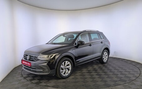 Volkswagen Tiguan II, 2021 год, 2 940 000 рублей, 1 фотография