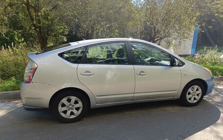 Toyota Prius, 2009 год, 700 000 рублей, 3 фотография