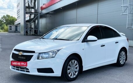 Chevrolet Cruze II, 2012 год, 730 000 рублей, 6 фотография