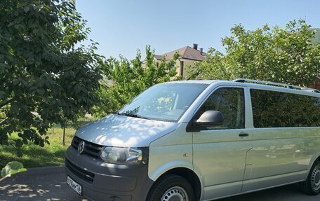 Volkswagen Caravelle T5, 2012 год, 3 000 000 рублей, 4 фотография