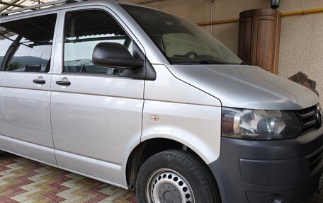 Volkswagen Caravelle T5, 2012 год, 3 000 000 рублей, 11 фотография