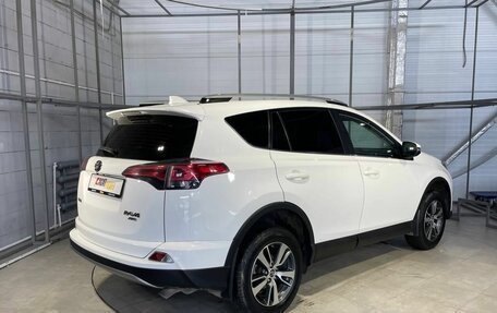 Toyota RAV4, 2017 год, 2 599 000 рублей, 5 фотография