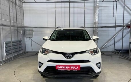 Toyota RAV4, 2017 год, 2 599 000 рублей, 2 фотография