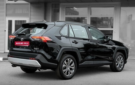 Toyota RAV4, 2024 год, 4 890 000 рублей, 4 фотография