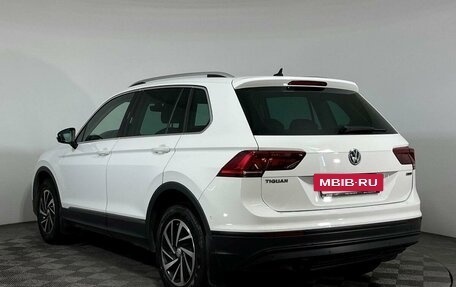 Volkswagen Tiguan II, 2018 год, 2 397 000 рублей, 7 фотография