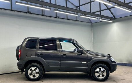 Chevrolet Niva I рестайлинг, 2013 год, 590 000 рублей, 2 фотография