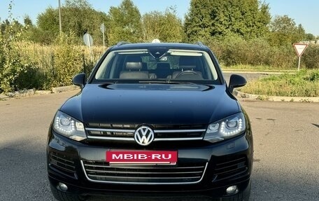 Volkswagen Touareg III, 2013 год, 2 600 000 рублей, 2 фотография