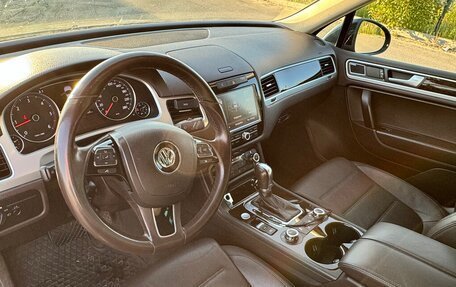 Volkswagen Touareg III, 2013 год, 2 600 000 рублей, 10 фотография