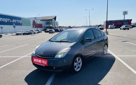 Toyota Prius, 2007 год, 680 000 рублей, 5 фотография