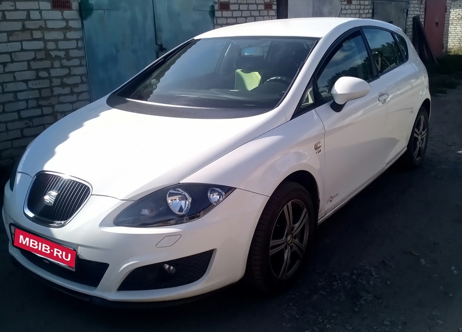 SEAT Leon II рестайлинг, 2012 год, 750 000 рублей, 3 фотография