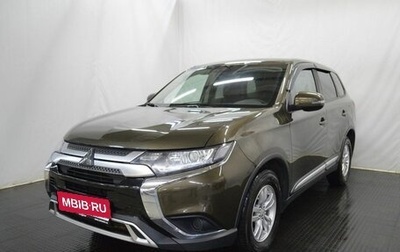 Mitsubishi Outlander III рестайлинг 3, 2018 год, 2 250 000 рублей, 1 фотография