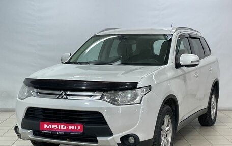 Mitsubishi Outlander III рестайлинг 3, 2014 год, 1 650 000 рублей, 1 фотография